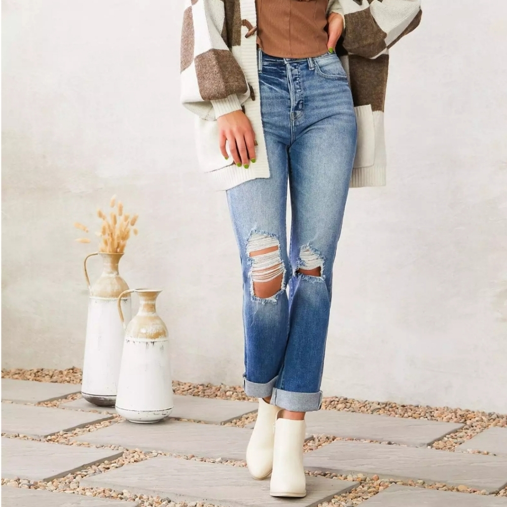 Willow & Root The Mom Fit Distressed High-Rise Jeans - Picture 1 of 15